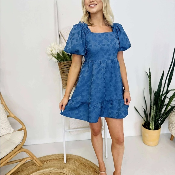 Chic Blue Floral Mini Dress - Picture 1 of 6